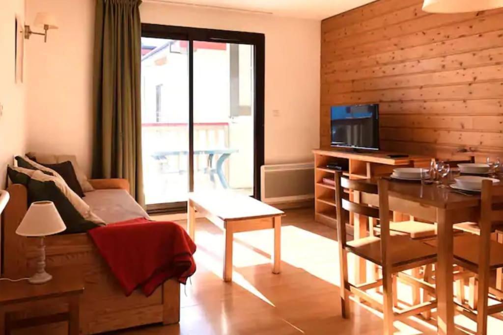 Charmant T3 Avec Vue Montagne Et Parking Privatif Font-Romeu-Odeillo-Via Zewnętrze zdjęcie